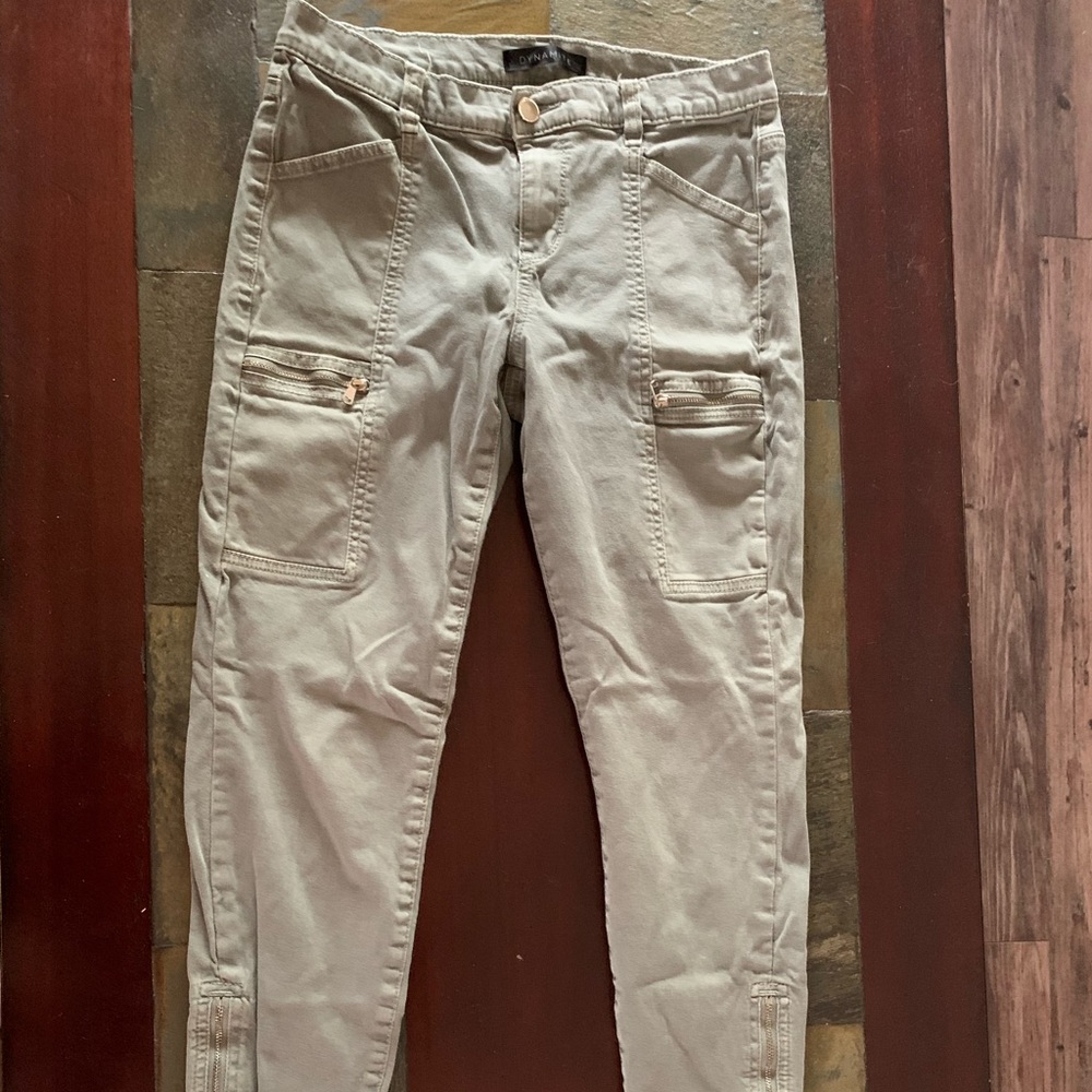 green zipper pants